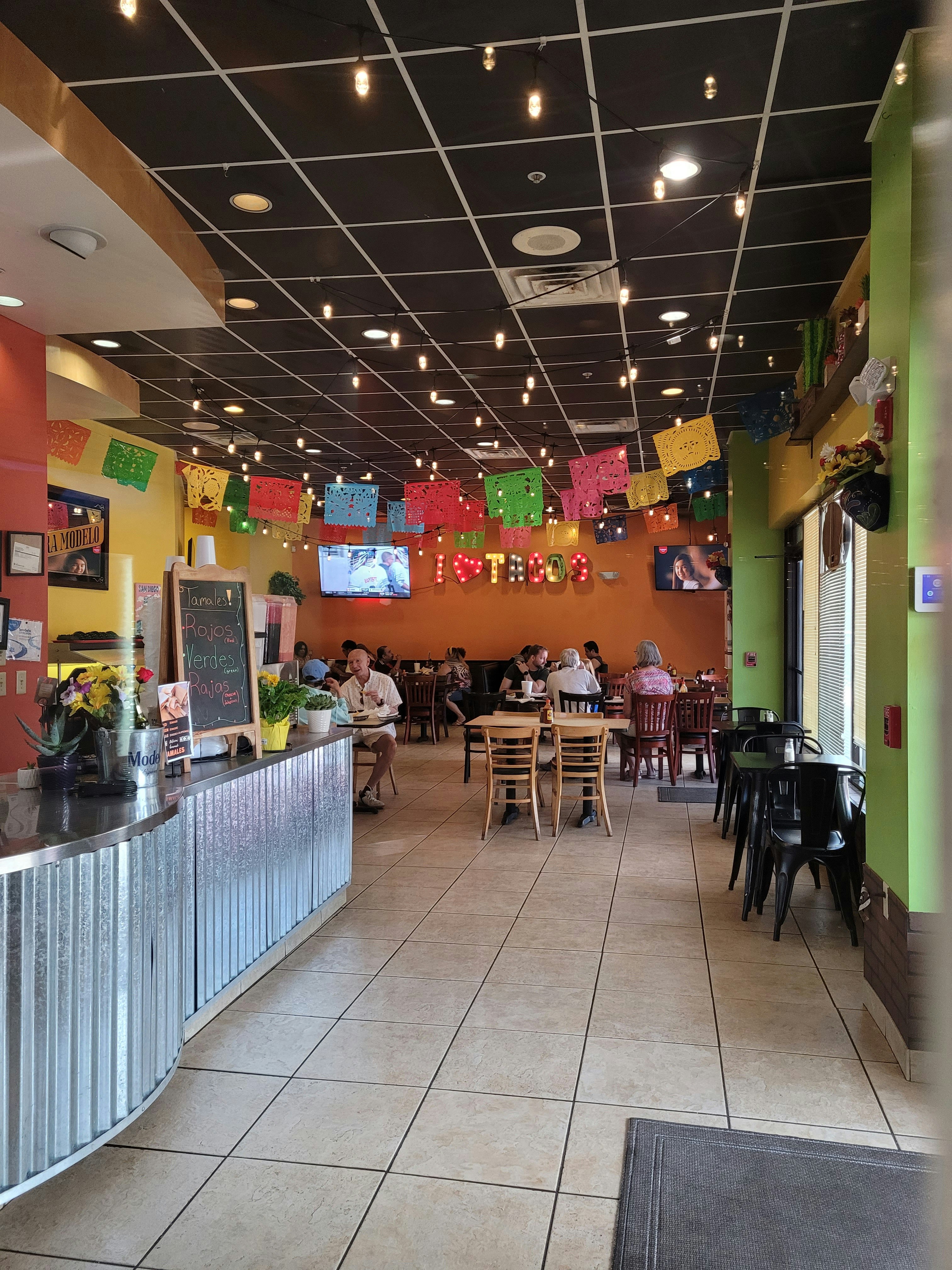 Los Cuates So-Cal Food